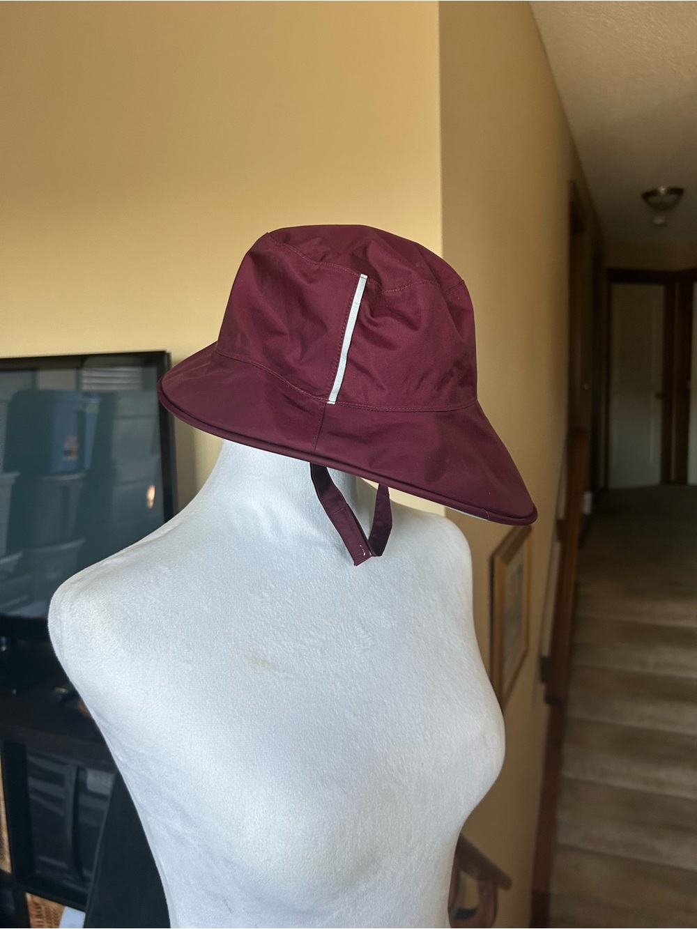 MEC Maroon Wide-Brim Child Rain/ Bucket Hat with chin strap